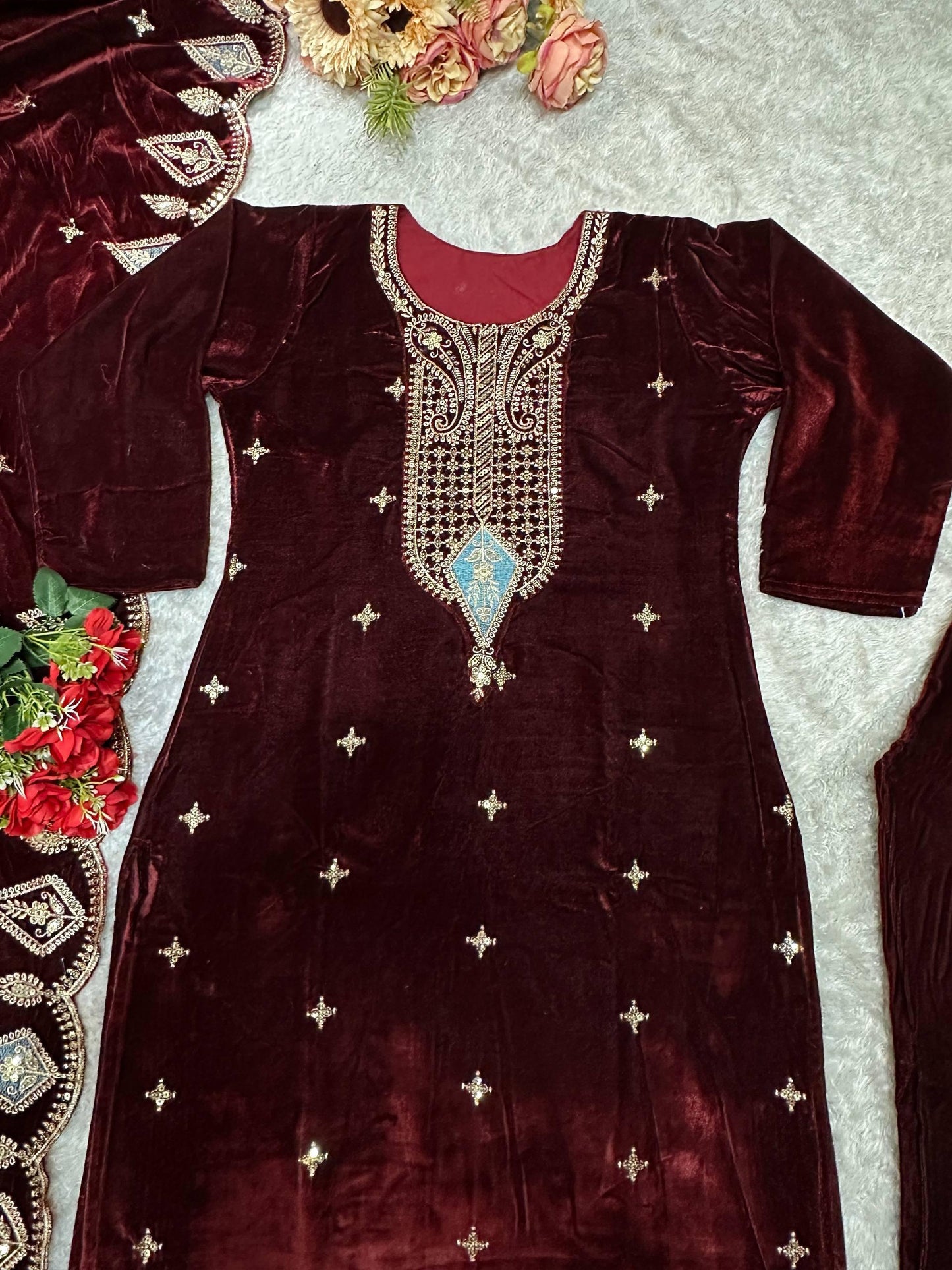 1355 x 4 winter party wear